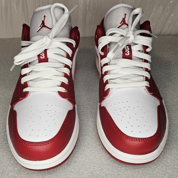 Nike Air Jordan 1 Low Retro "White Red" - Picture 6 of 9